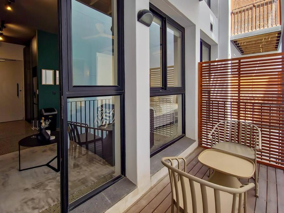 Apartment Brand New, Luxury, Wifi, Pool With 24hr Security