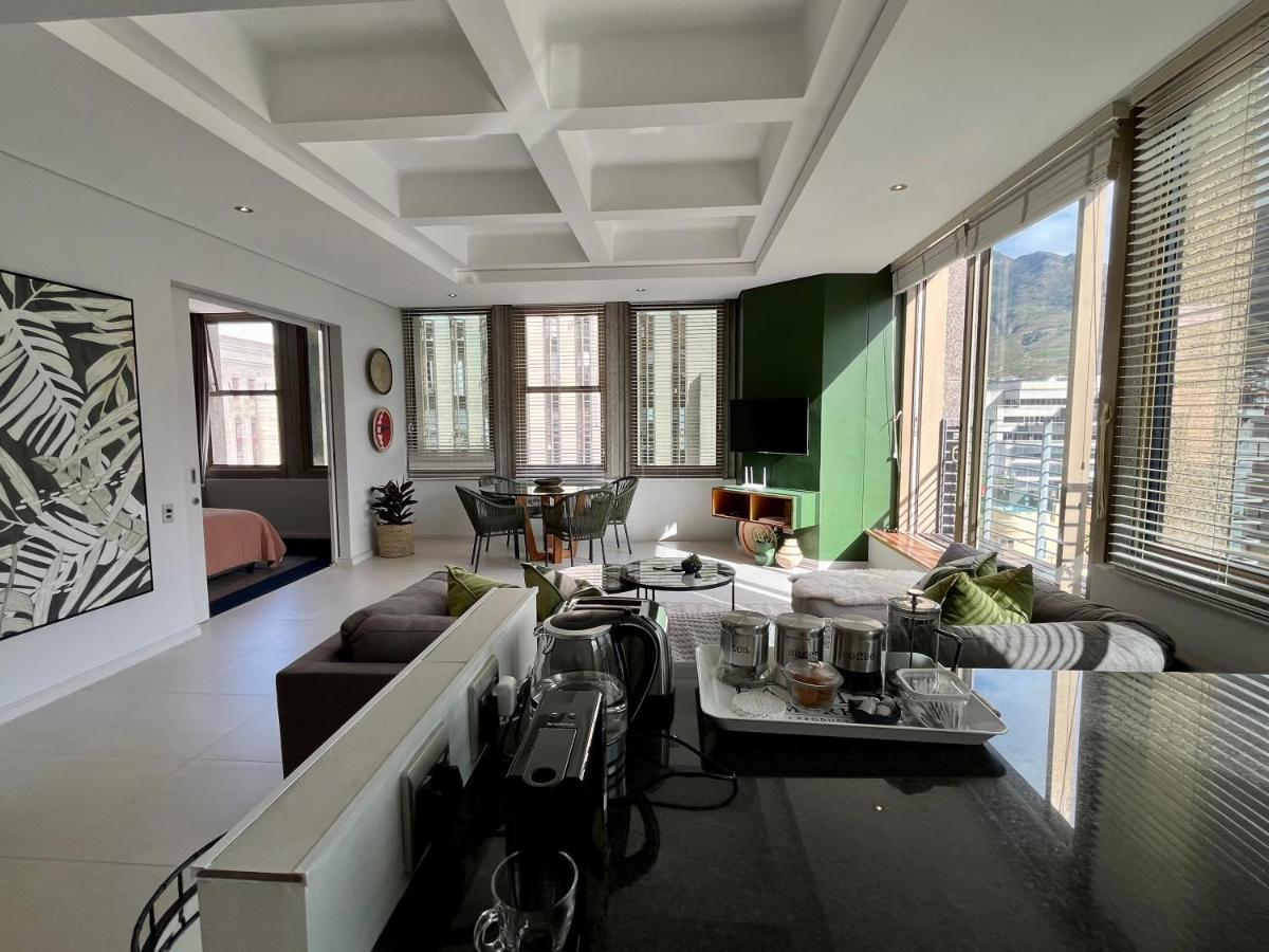 Apartment #1103 Cartwright - Oasis On Adderley *