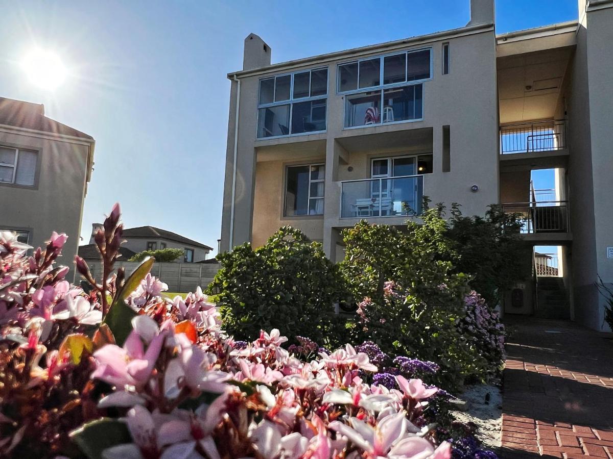 Apartment Big Bay Front Estate Cape Town