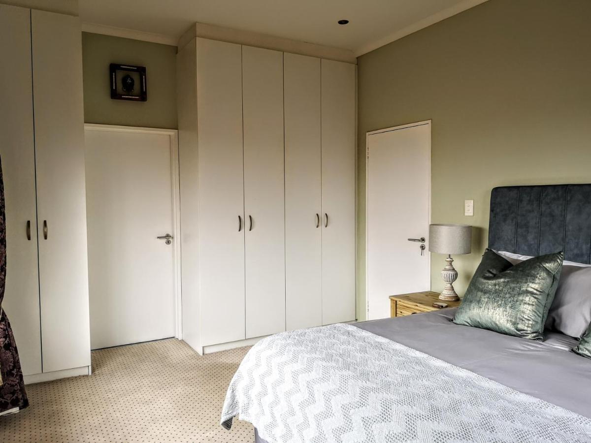 Blouberg Luxury Apartment