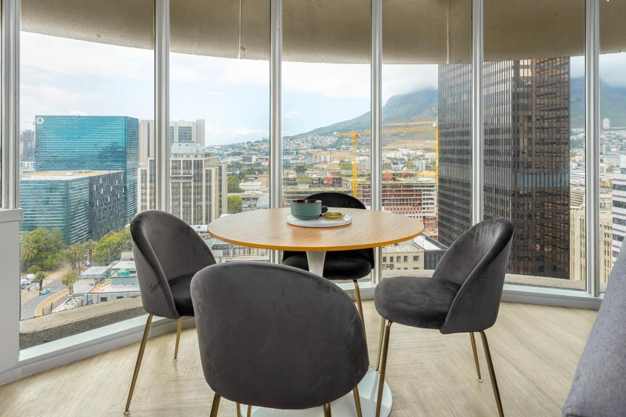 One Thibault Luxury Apartamento