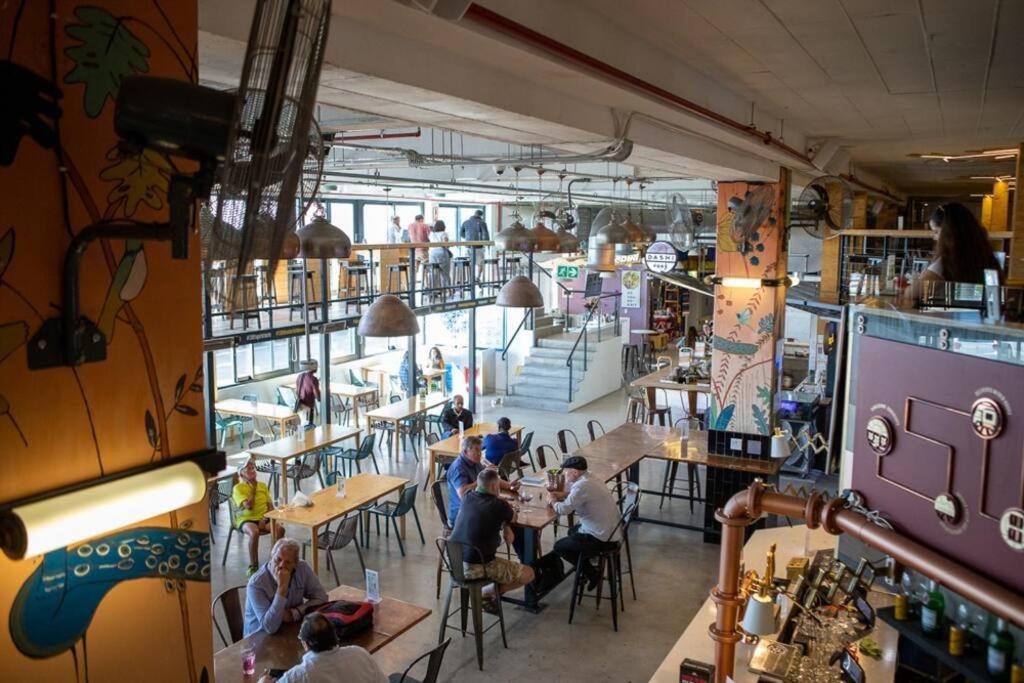Sassy In Trendy Sea Point Cape Town