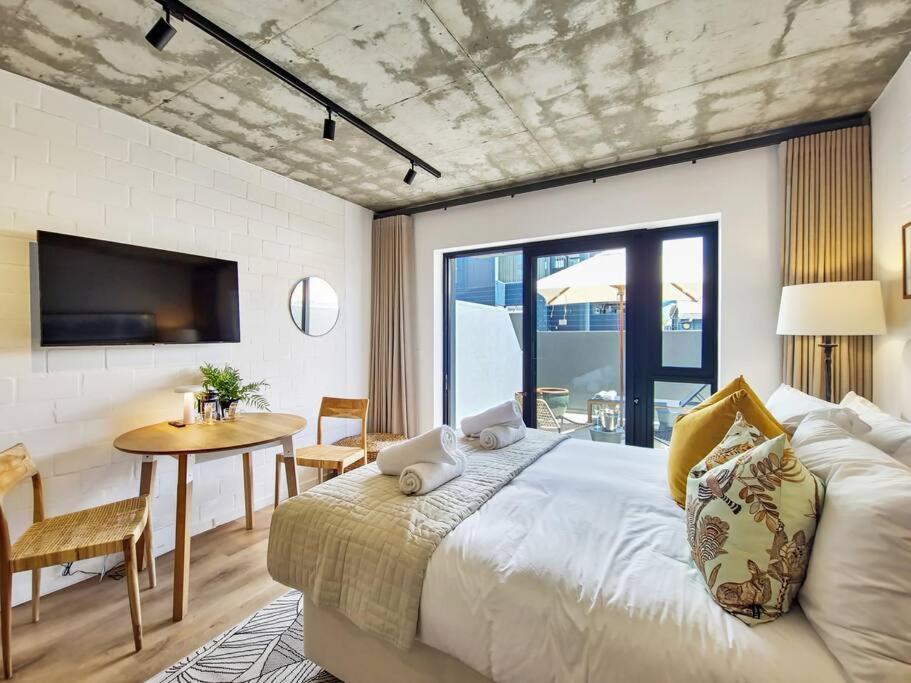 Sunny, Bright,modern Heart Of Lions Head Slopes Apartment *