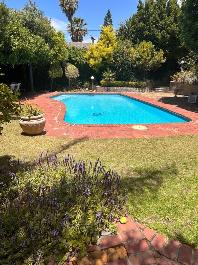 Garden View Apartment Cape Town