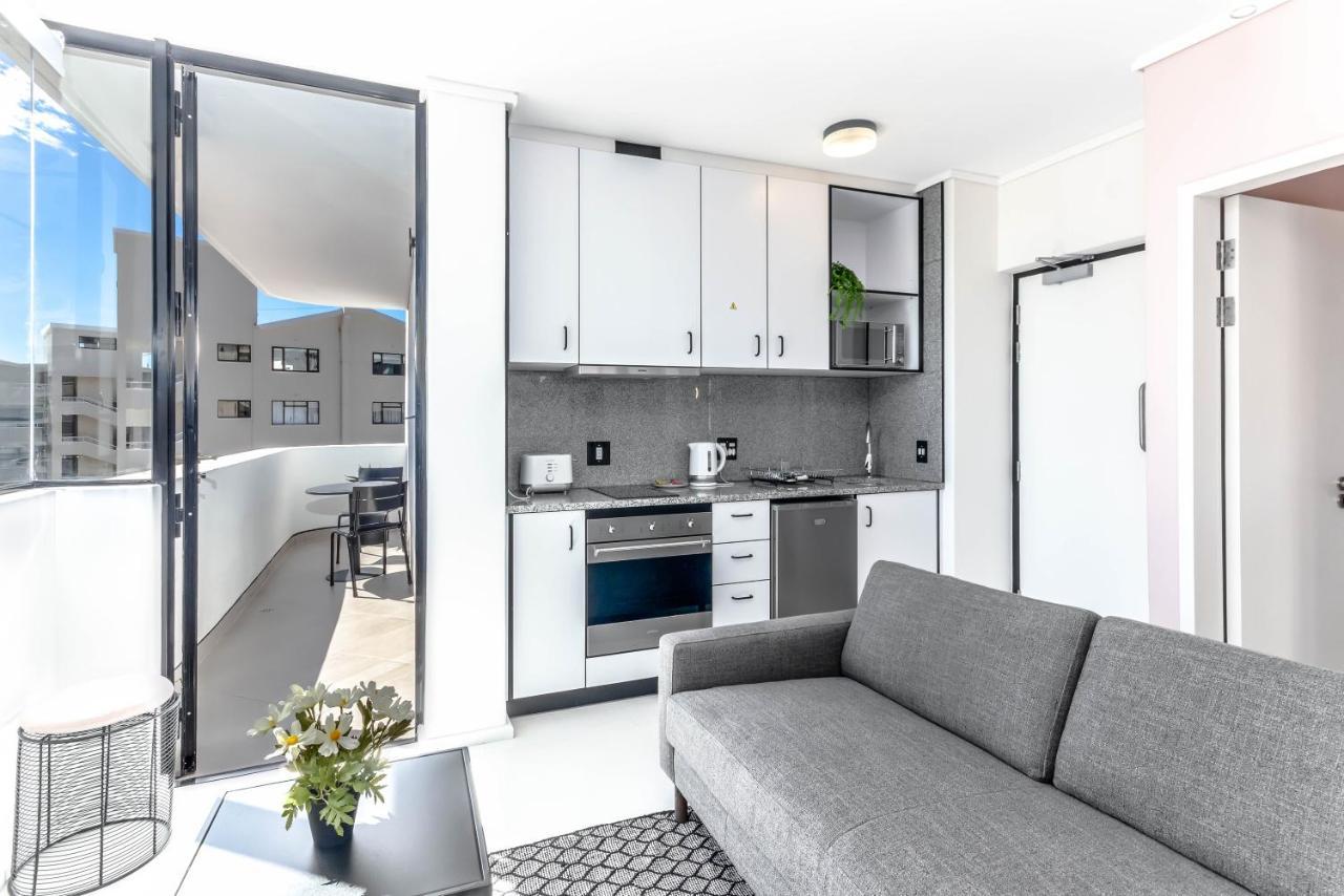 Apartment Flamingo 609 By Ctha Cape Town