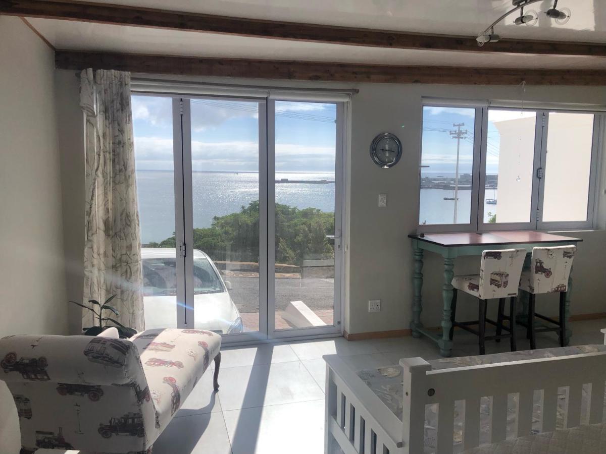 Bed & Breakfast Blue Bay Bayview