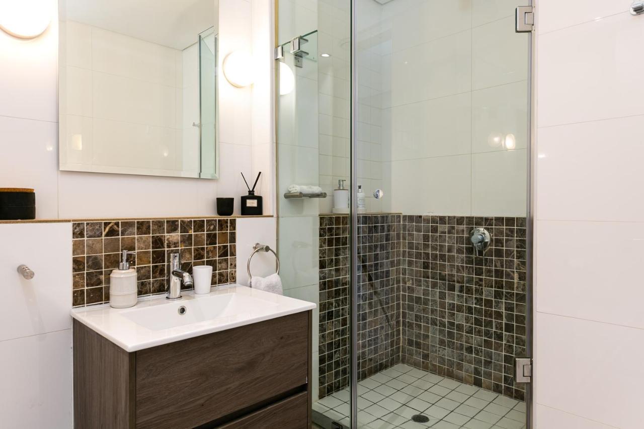 #1103 Cartwright - Oasis On Adderley * Cape Town