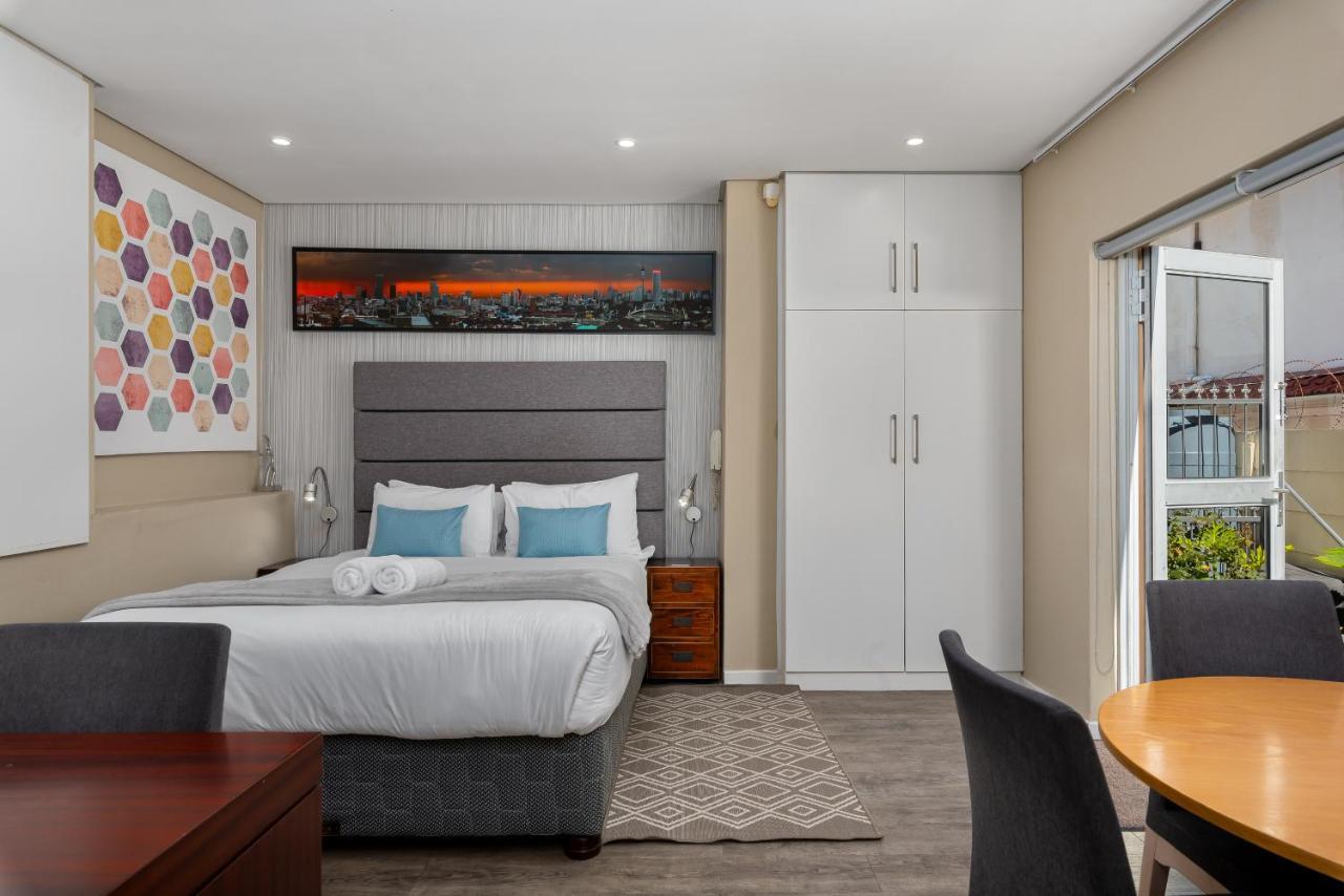 Ilkley Crescent 5 Apartment Cape Town