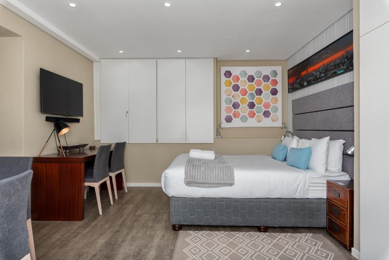 Ilkley Crescent 5 *