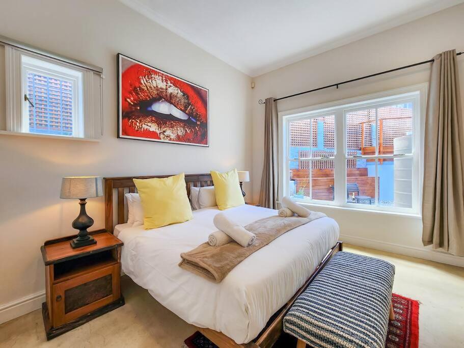 Trendy In Heart Of Heritage, Mtn Views Holiday home