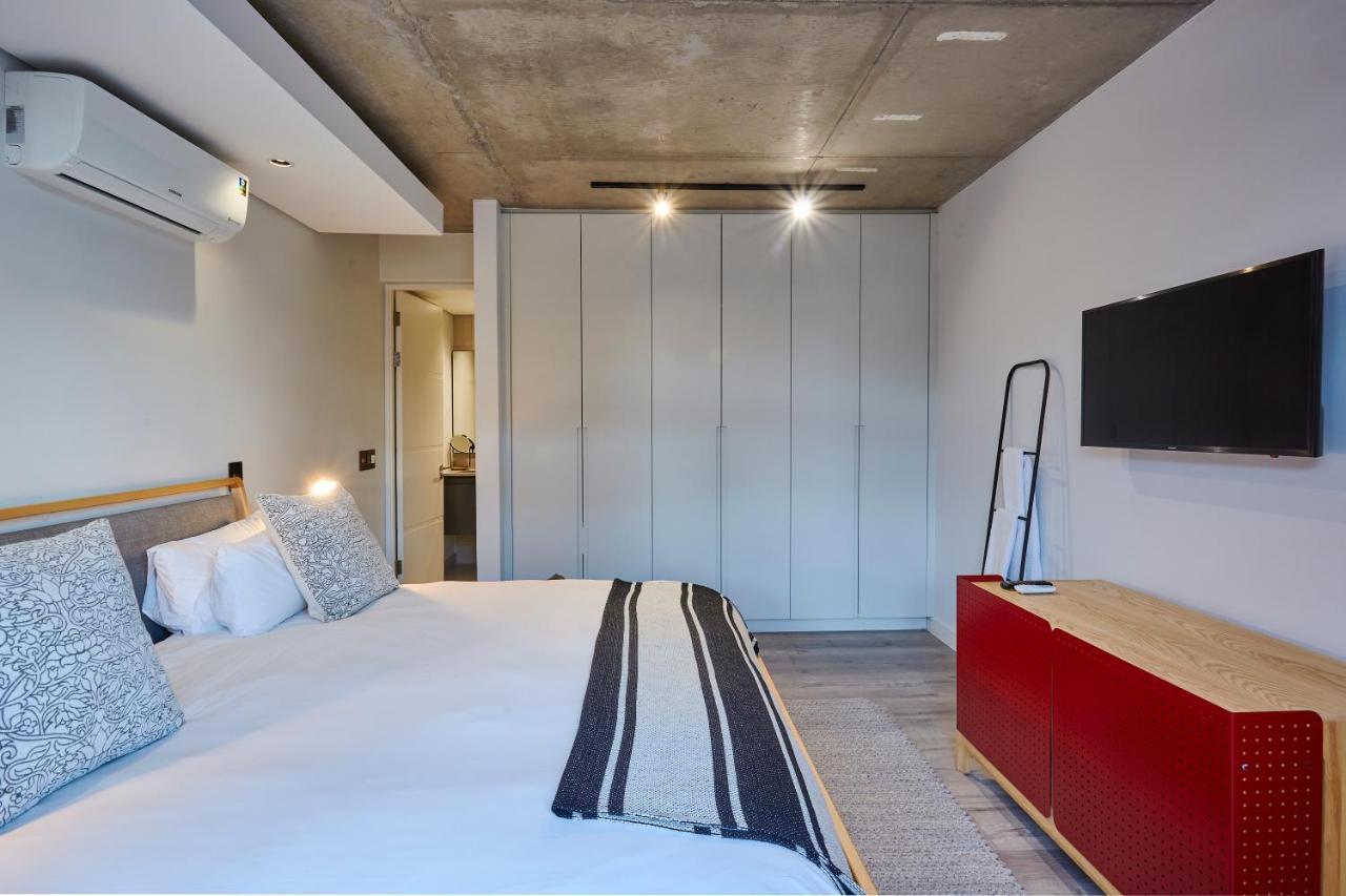Opulent Living The Signature De Waterkant *