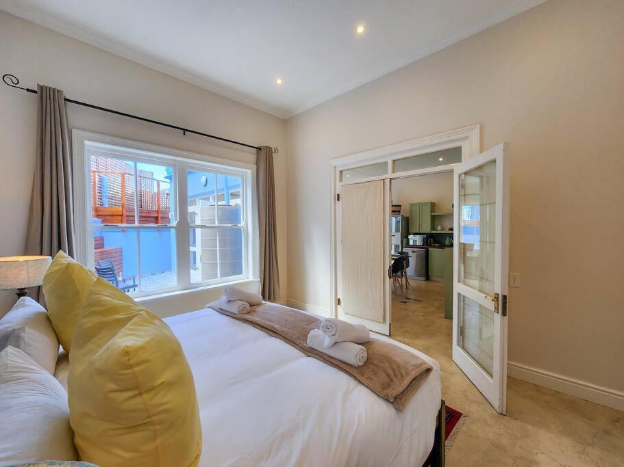 Trendy In Heart Of Heritage, Mtn Views Holiday home *