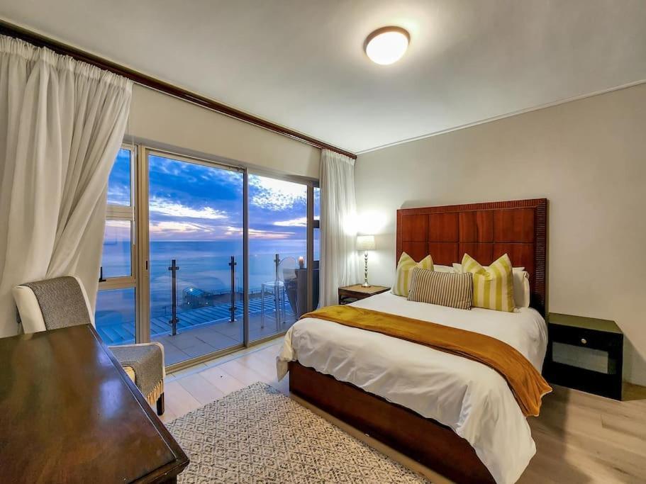 Apartment Cozy And Stylish With Exceptional Views! *