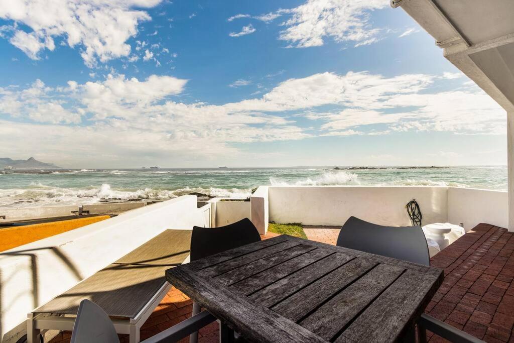 Kleinbaai On The Sea *