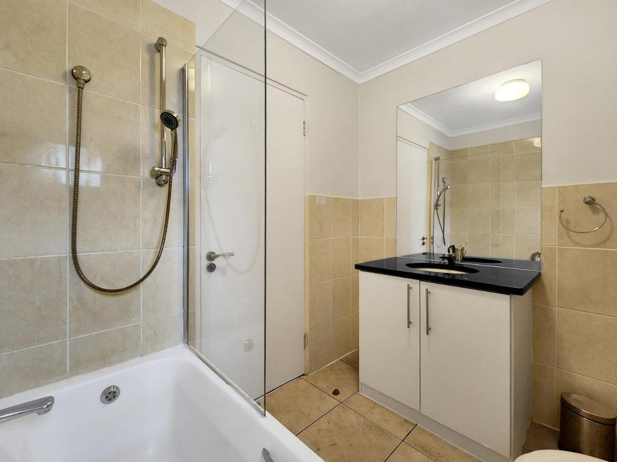 Central, Views, Fast Wi-fi, Reduced Rates, Parking Apartment
