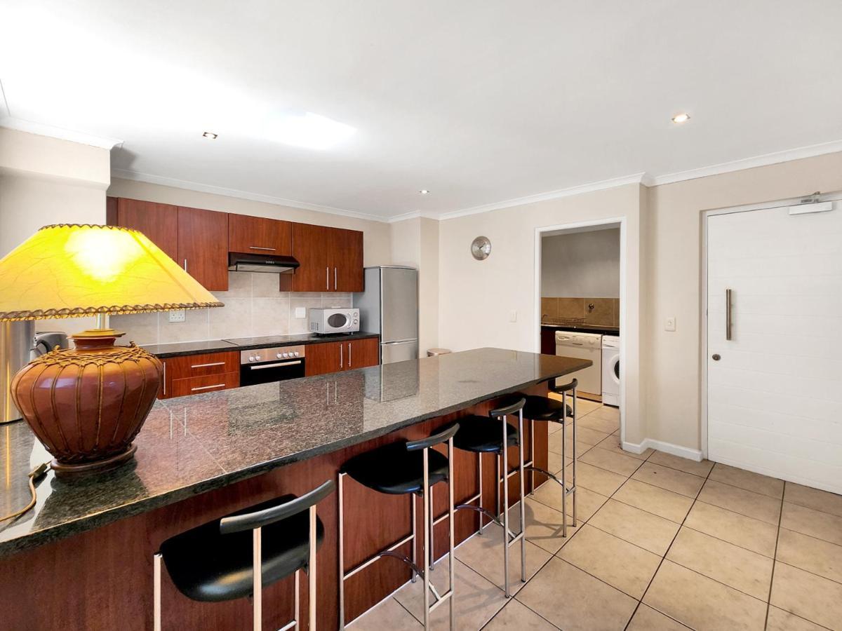 Central, Views, Fast Wi-fi, Reduced Rates, Parking Apartment *