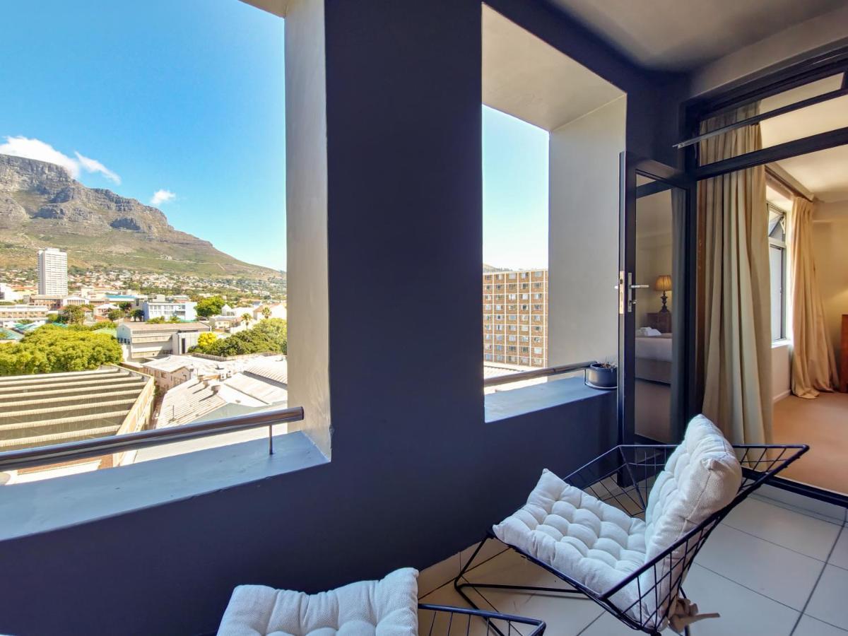Apartment Central, Views, Fast Wi-fi, Reduced Rates, Parking *