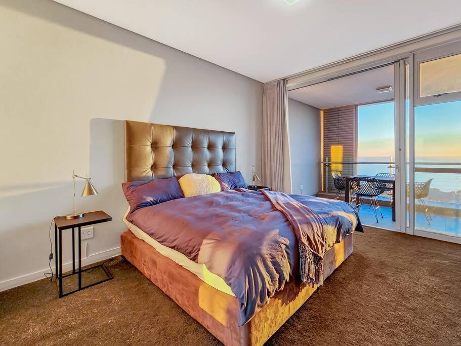 The Crystal With Incredible Views And 2 Spacious Patios Pool *