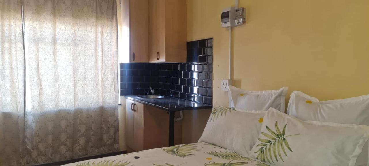 Guest house Ojong's Court Kraaifontein
