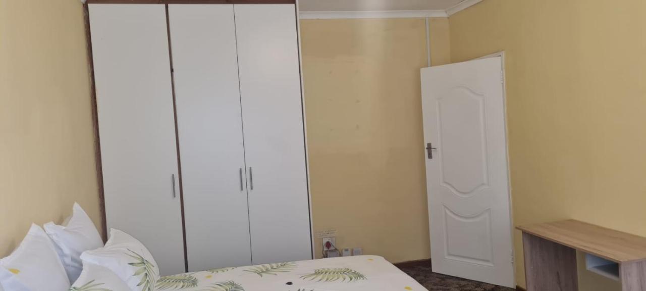 Guest house Ojong's Court Kraaifontein Cape Town