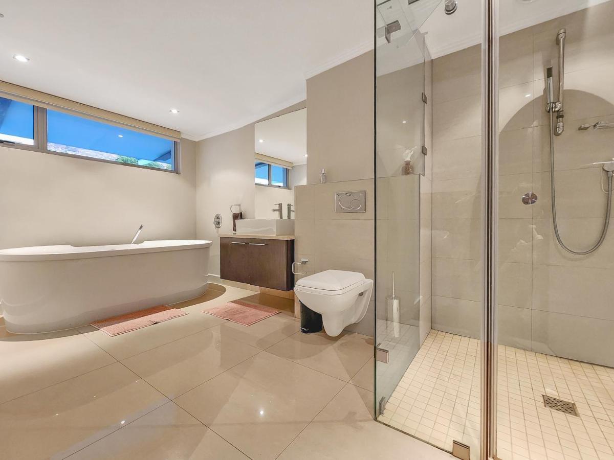 Apartment The Crystal With Incredible Views And 2 Spacious Patios Pool *