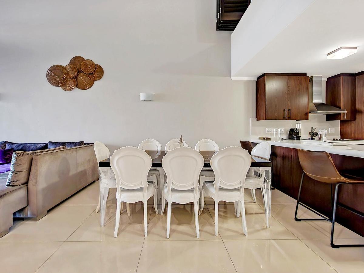 Apartment The Crystal With Incredible Views And 2 Spacious Patios Pool Cape Town