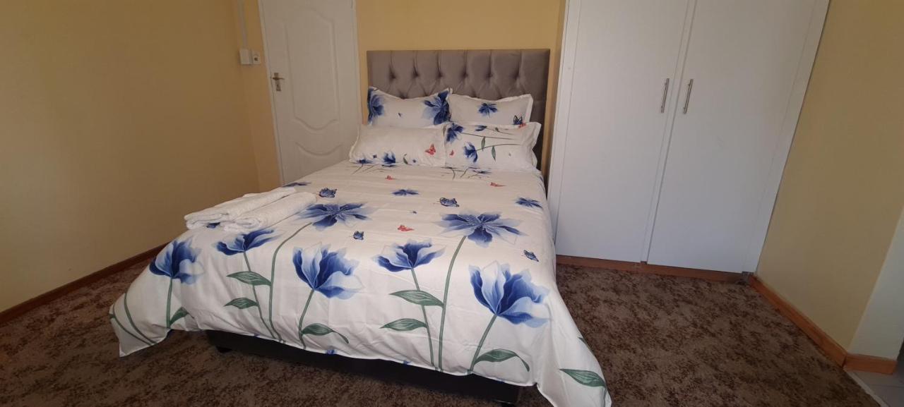 Ojong's Court Kraaifontein Guest house
