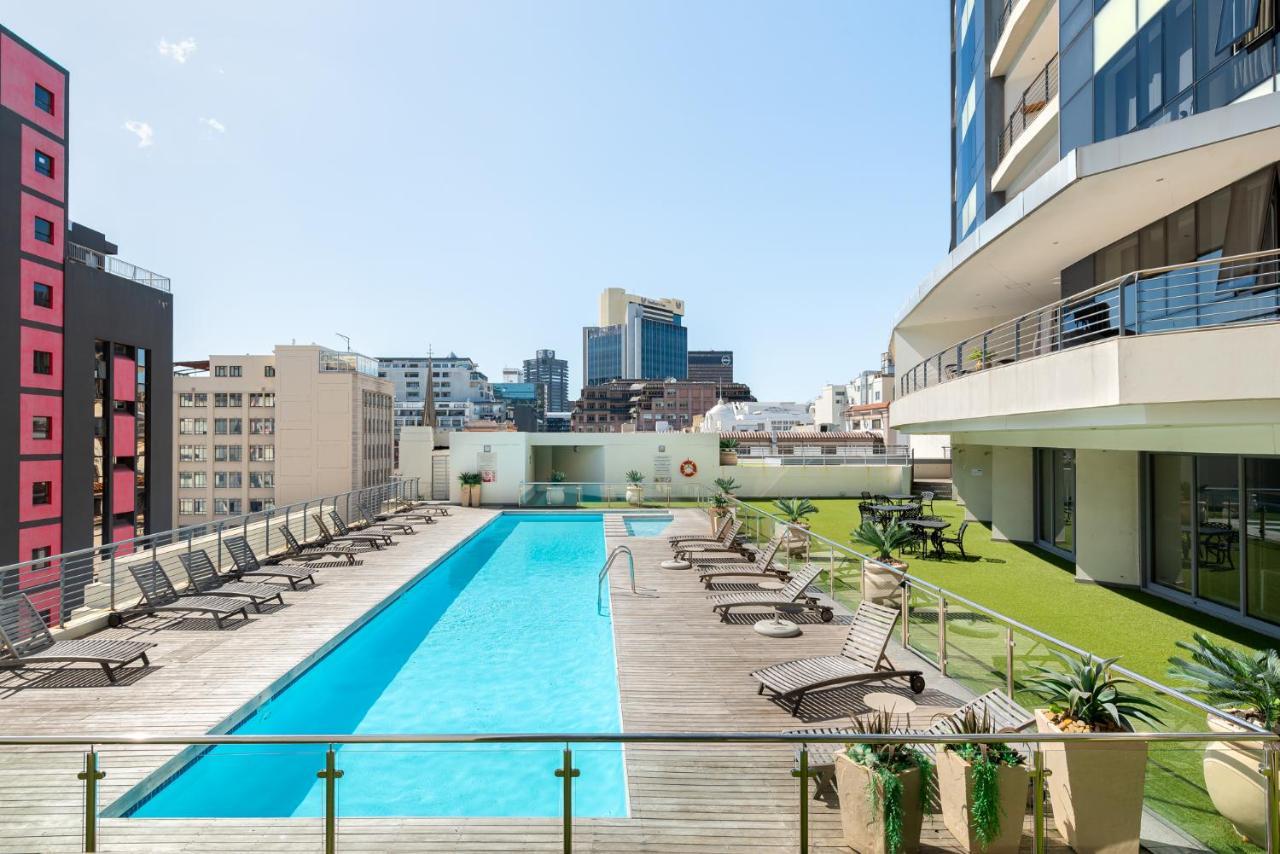 Mandela Rhodes Place W303 * Cape Town
