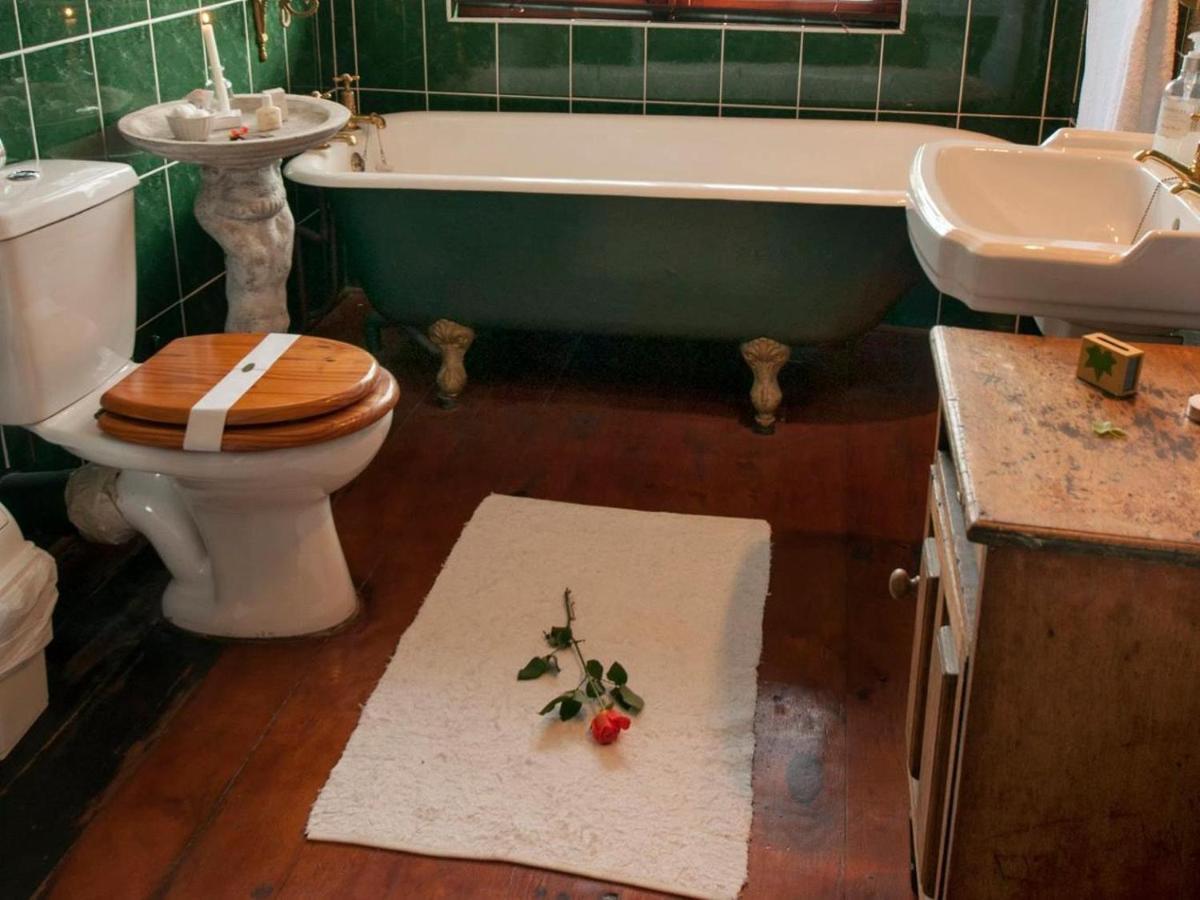 Bed & Breakfast Harfield Guest 3*
