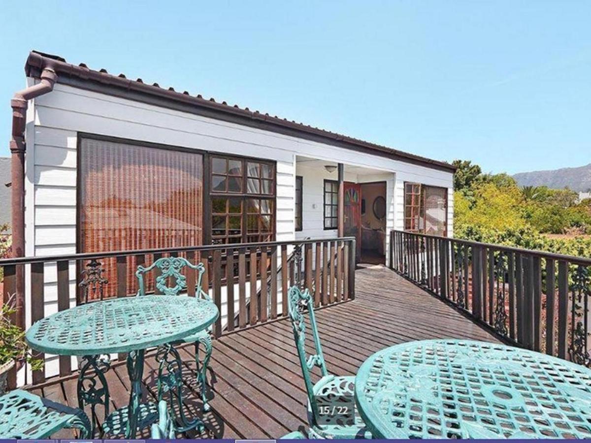 Bed & Breakfast Harfield Guest Cape Town