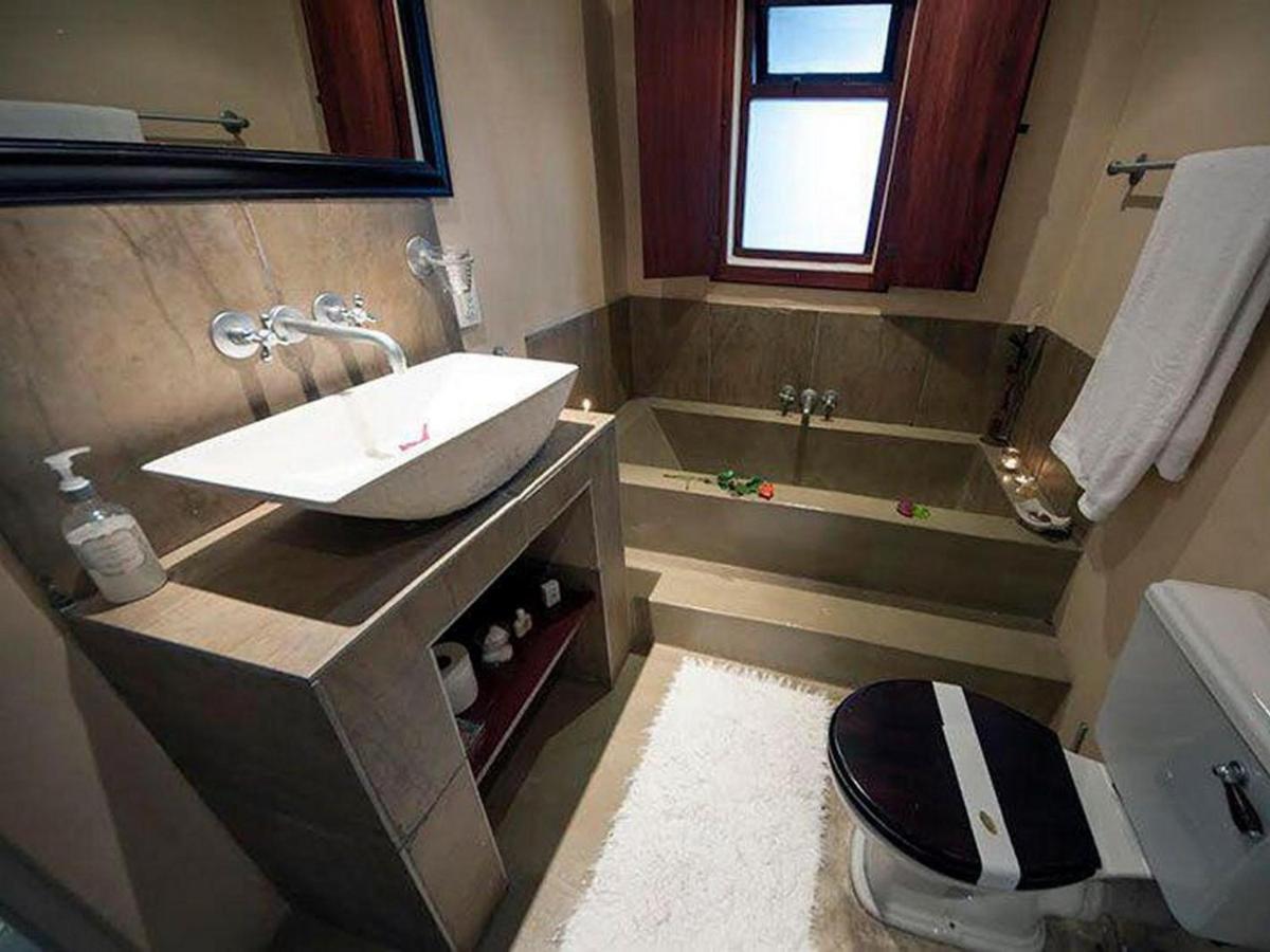 Bed & Breakfast Harfield Guest Cape Town