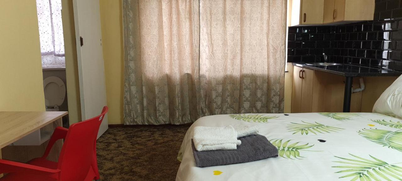 Guest house Ojong's Court Kraaifontein