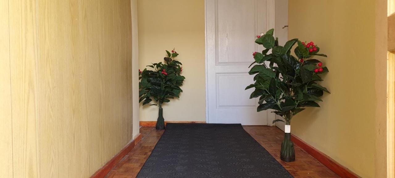 Guest house Ojong's Court Kraaifontein