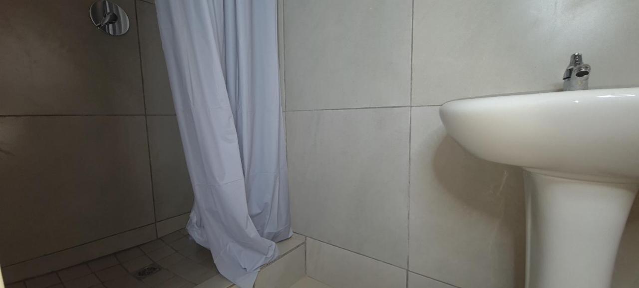 Guest house Ojong's Court Kraaifontein