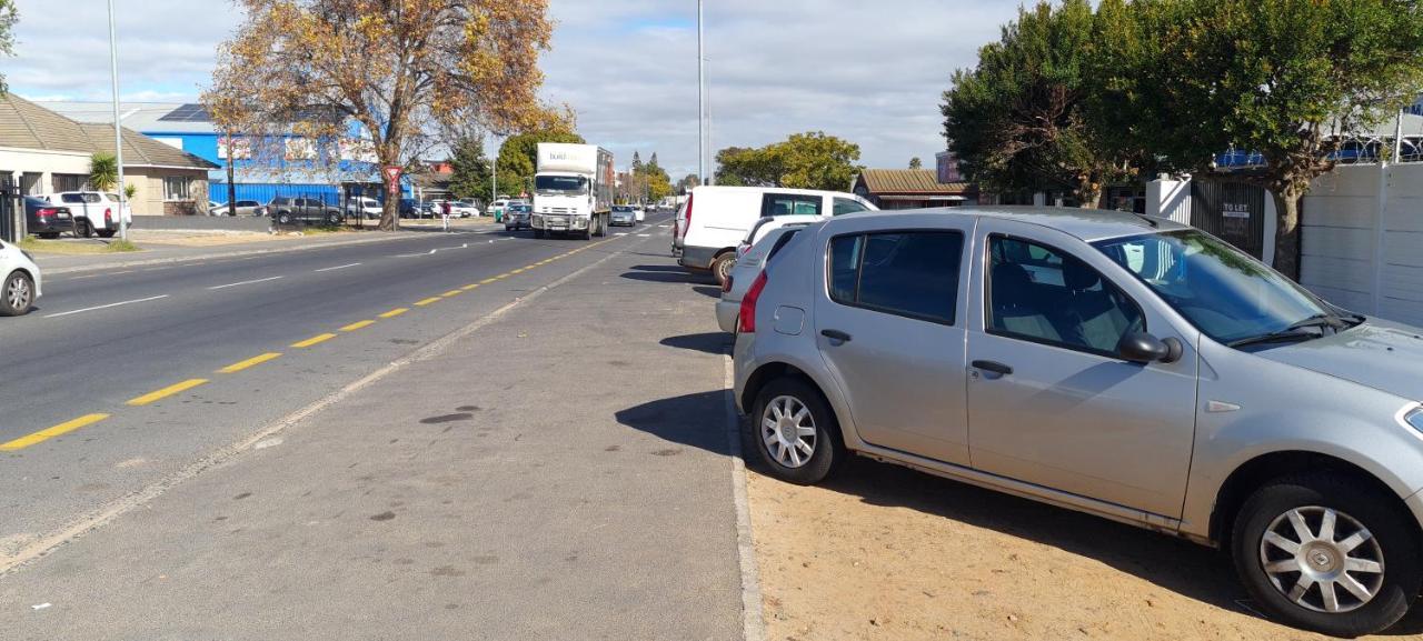 Ojong's Court Kraaifontein Guest house