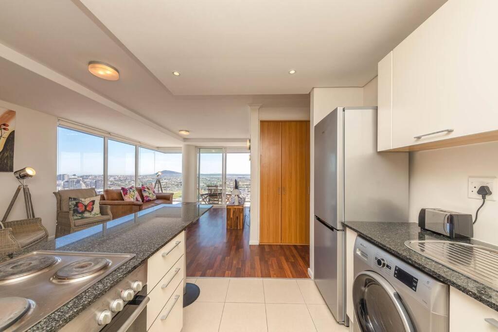 Horizon Bay 1505 Apartment *