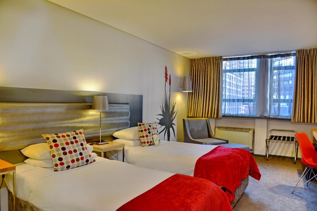 Fountains Hotel