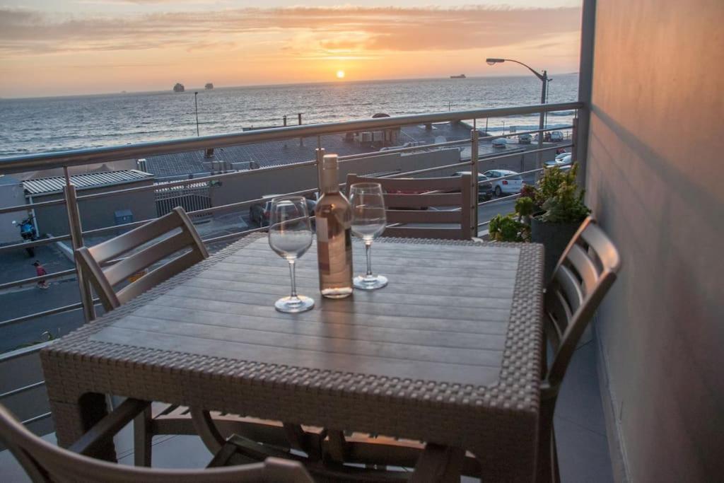 The Atlantic Blue Blouberg Beachfront Loadshedding Friendly! Apartment Cape Town