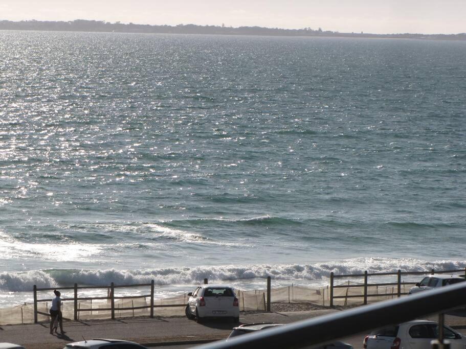 The Atlantic Blue Blouberg Beachfront Loadshedding Friendly! * Cape Town