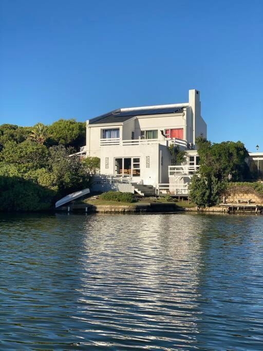 Tranquil Waterfront Hideaway With Stunning Views Cape Town