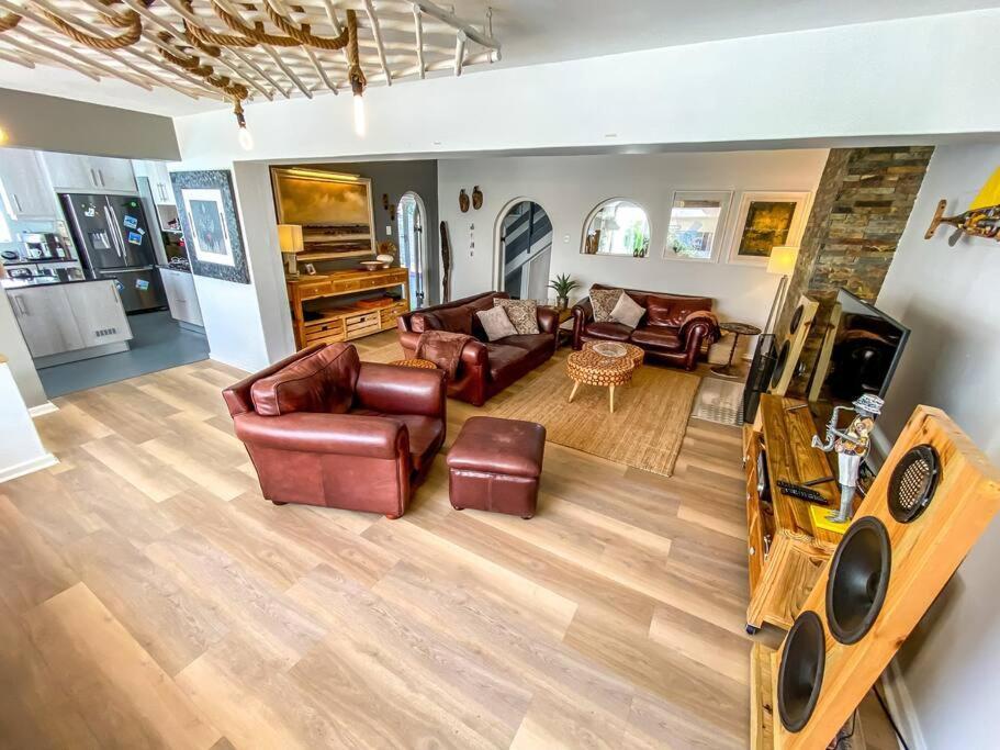 Tranquil Waterfront Hideaway With Stunning Views * Cape Town