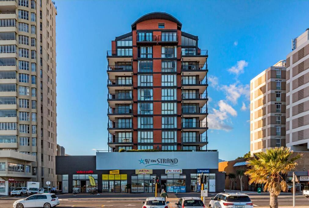Apartment Breaks On 97. *