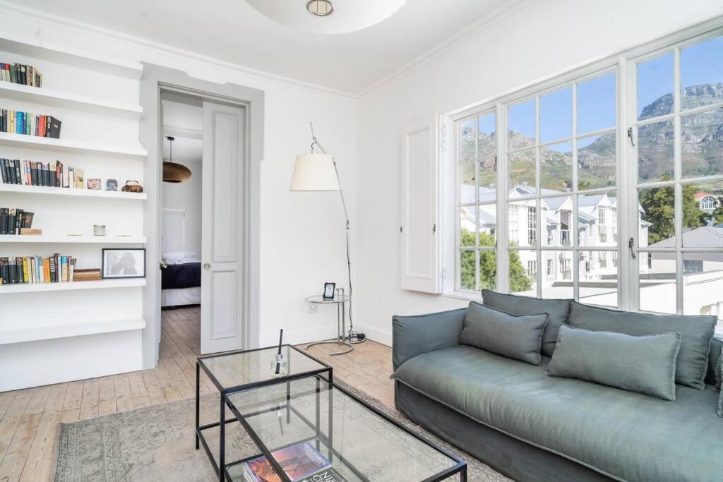 Apartment Light Filled Spacious 1 Bedroom Haven *