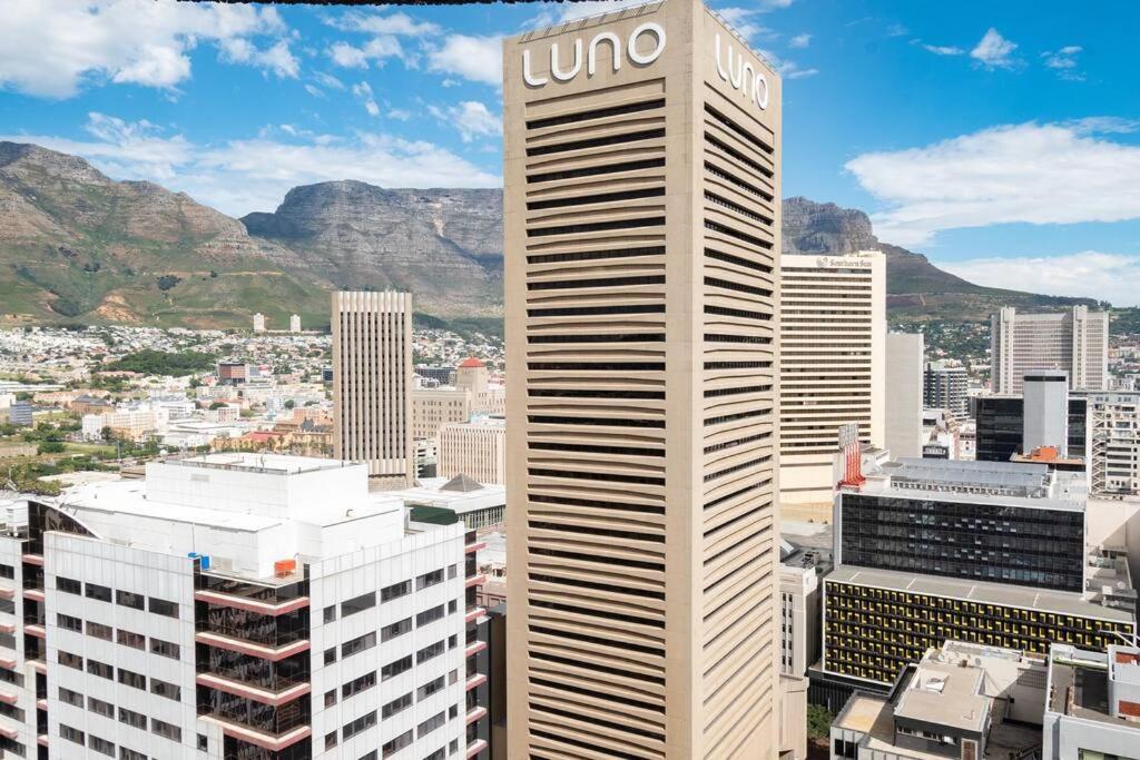 Incredible Views Towering Ct Cape Town