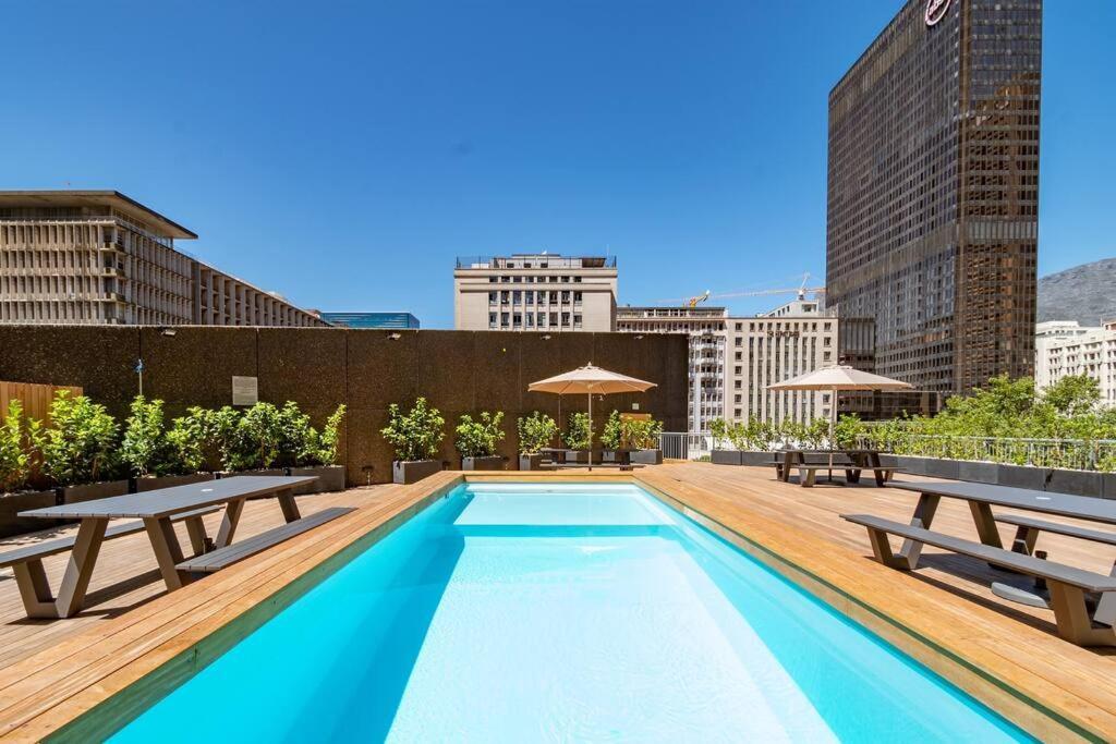 Incredible Views Towering Ct Cape Town