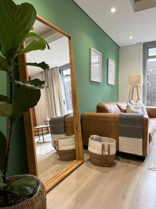 Apartamento Stylish Bree Street - The Perfect Urban Getaway *