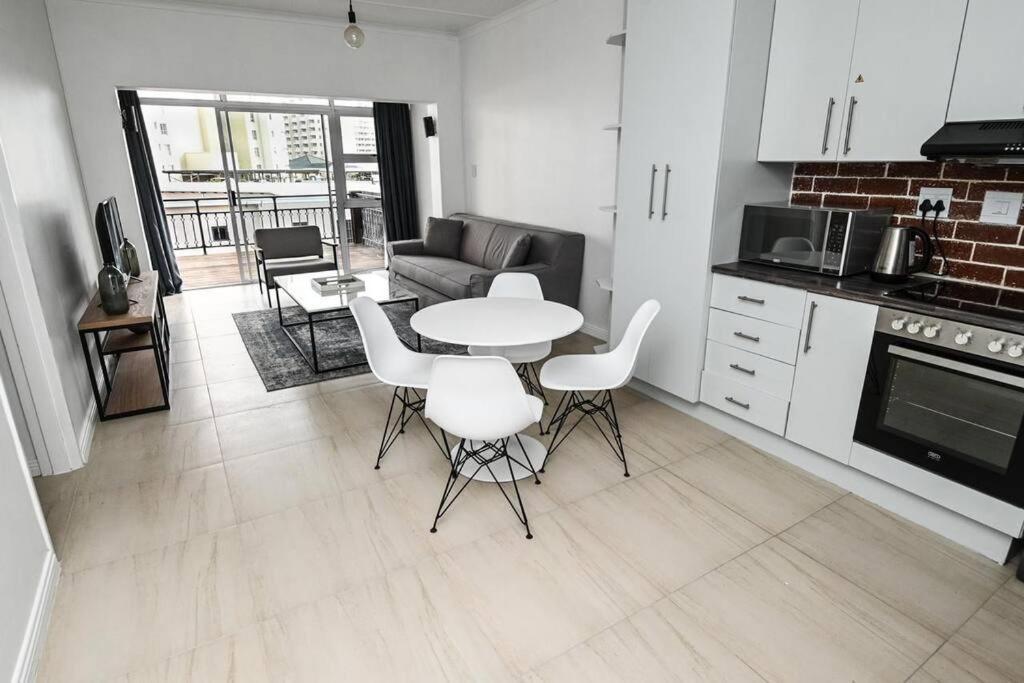6 Culemborg Court, 5 Culemborg Street, Strand, Apartment Cape Town