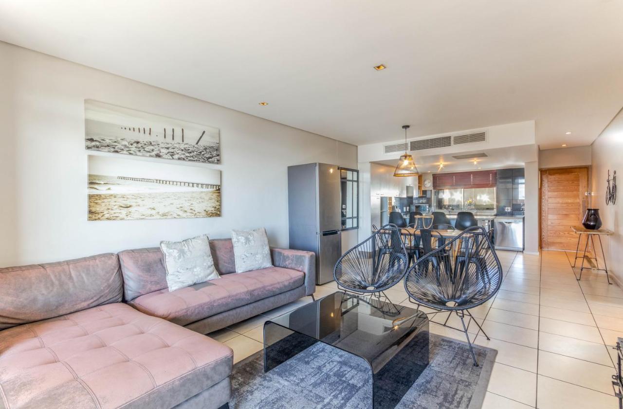 Two Bedroom - Fully Furnished And Equipped Apartment *