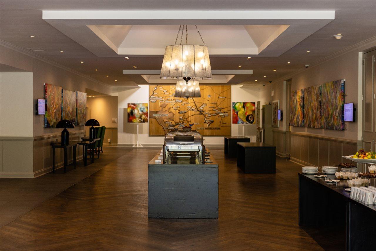 Nh The Lord Charles Hotel 4*