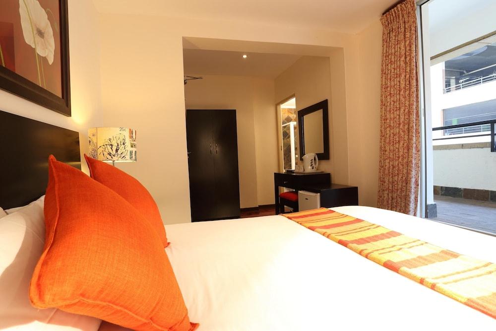 Cape Diamond Boutique Hotel